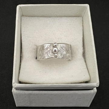 Malcolm Appleby Waves Ring with Silver Beads - Size R